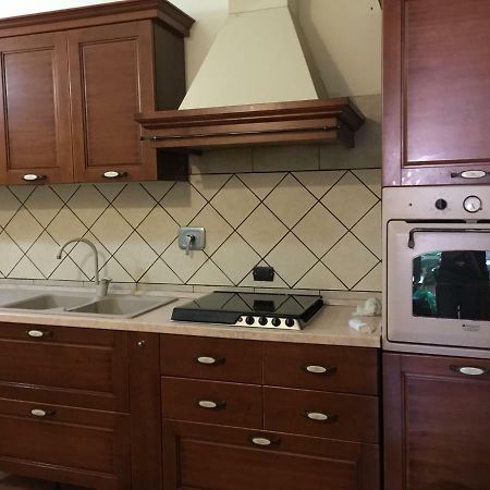 Apartamento Mancini Michela Alloggio Uso Turistico Acilia Exterior foto