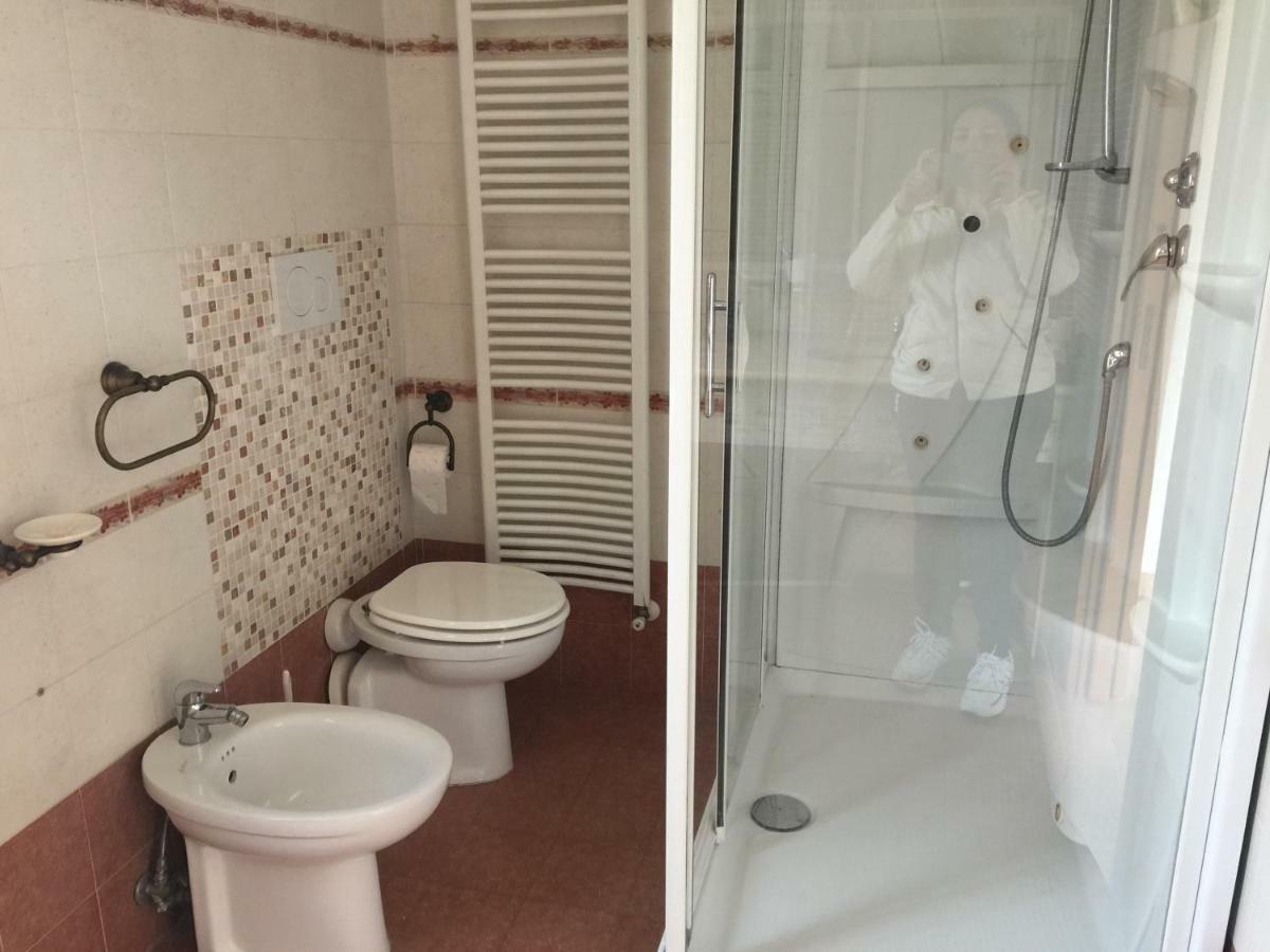 Apartamento Mancini Michela Alloggio Uso Turistico Acilia Exterior foto